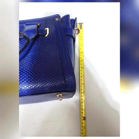 NWOT Faux Snakeskin Satchel - Picture 9 of 10